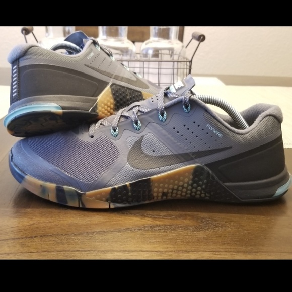 nike metcon 2 grey